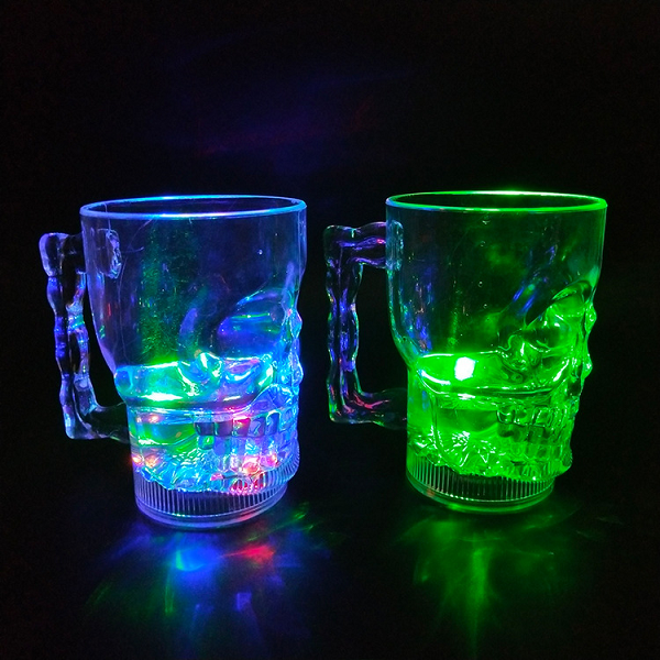 Personalized light up skull halloween party mug